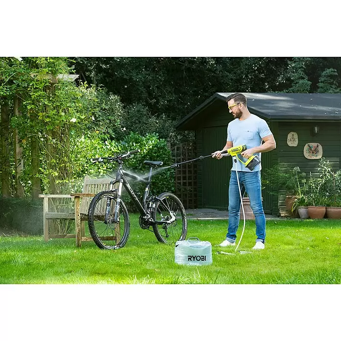 Ryobi Faltkanister RAC717 - Fassungsvermögen: 20 l - Anwendungsbeispiel