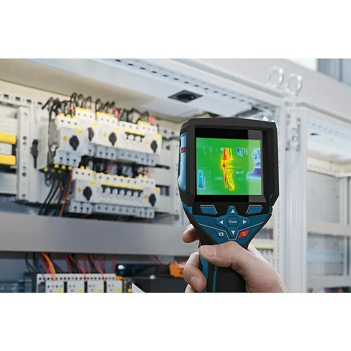 Bosch Professional Cámara de imagen térmica GTC 400C - Rango de medición de temperatura: -10 °C - 400 °C - Cámara termográfica para la inspección de instalaciones eléctricas. El dispositivo muestra la distribución de calor para verificar los componentes.