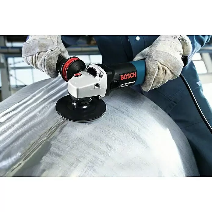 Bosch Professional Elektro-Winkelschleifer GWS 17-150 S - 1.700 W, Durchmesser Scheibe: 150 mm, Leerlaufdrehzahl: 2.400 U/min - 9.700 U/min - Anwendungsbeispiel