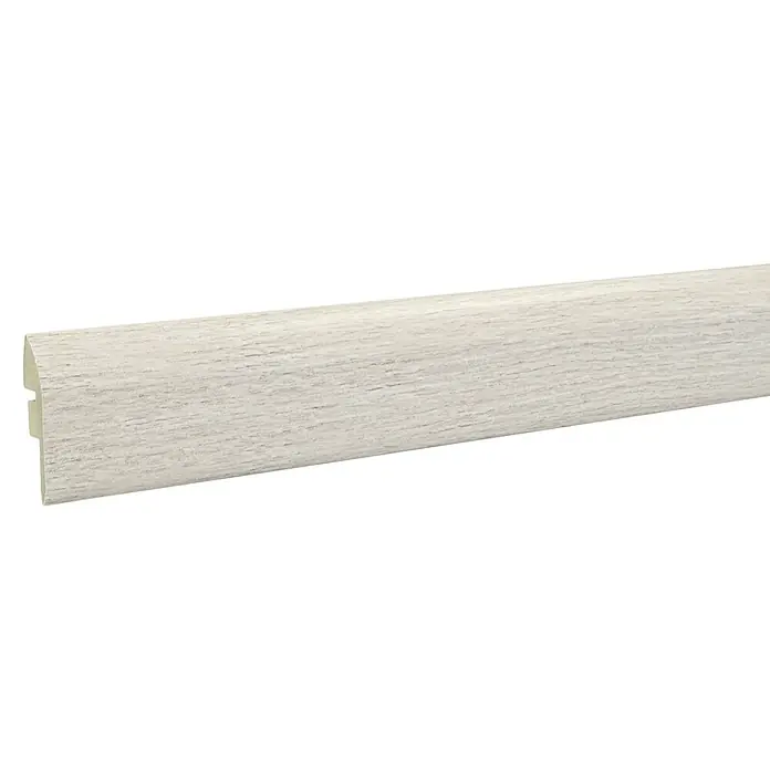 LOGOCLIC Junta de transición Glasgow - 2,44 m x 42 mm x 12 mm, Pegado - La imagen muestra un rodapié blanco con un acabado de vetas de madera, ideal para interiores modernos, que ofrece un aspecto limpio y elegante.