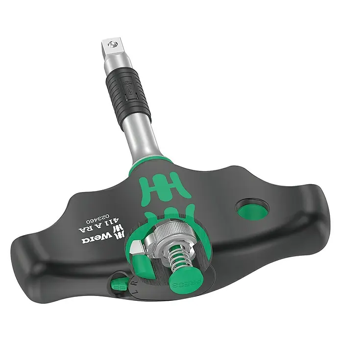 Wera Steckschlüsseleinsatz-Adapter 411 A RA - Rechts-/Linkslauf, Schnelldrehhülse, ¼″ - Bild einer Wera 411 A RA Knarre mit T-Griff für sicheres Schrauben mit höherer Kraftübertragung.