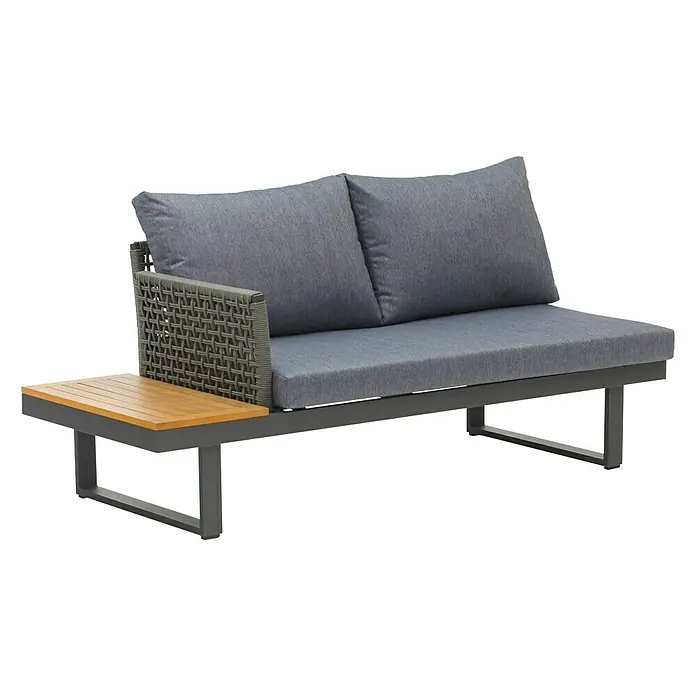 Conjunto de muebles Magalí - 5 pzs., Madera de acacia/Aluminio, Antracita - Elegante sofá de exterior gris con estante de madera y reposabrazos de mimbre para una relajación elegante al aire libre.