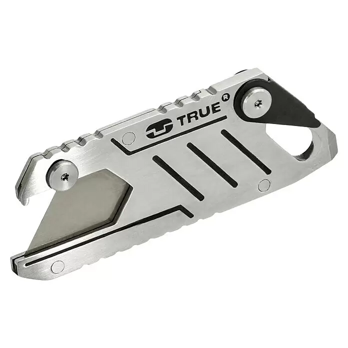 True Utility Multifunktionswerkzeug Boxercutter TU583K - 5 Funktionen, Messer - Robustes silbernes Metall-Cuttermesser mit schwarzen Akzenten und sichtbarer scharfer Klinge.