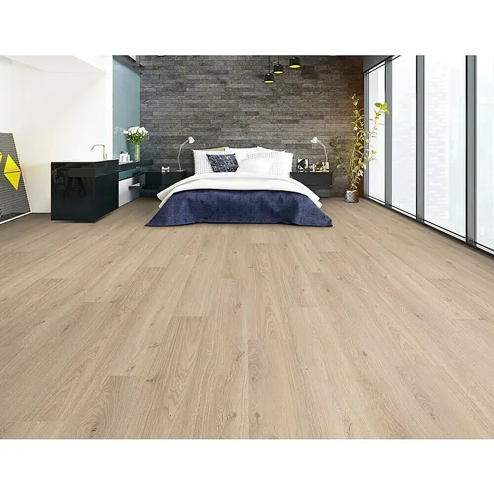 Vinylbodenmuster Rigid Eiche Crema - 297 x 180 x 3,5 mm, Landhausdiele - Helles Laminat mit Holzmaserung für ein modernes Raumgefühl. Das Laminat harmoniert perfekt mit dem Schlafzimmer und sorgt für eine warme Atmosphäre.