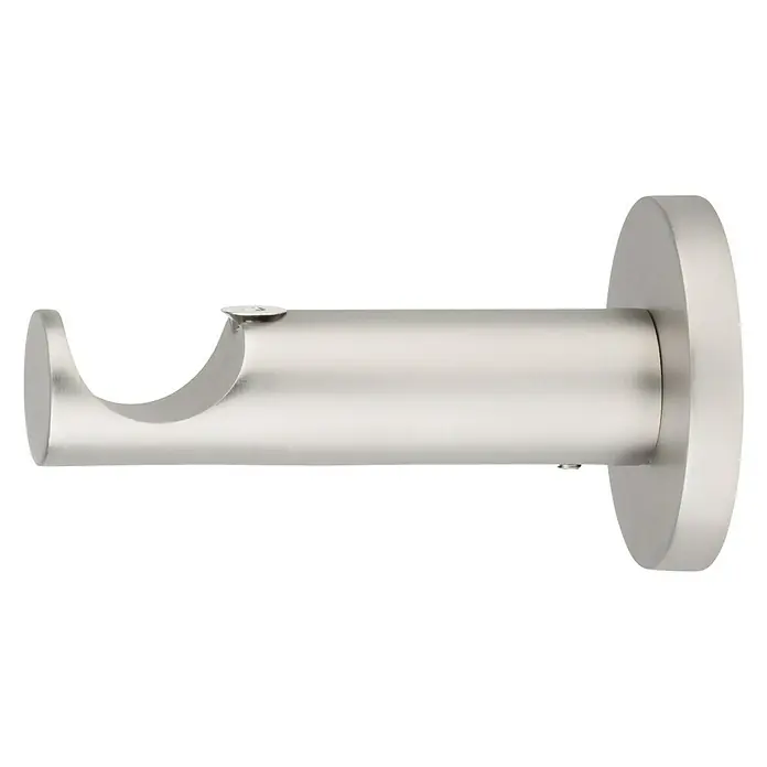 Expo Ambiente Wandträger Function - Edelstahloptik, Geeignet für: Gardinenstangen Ø 25 mm, 80 mm - Nahaufnahme einer modernen, silberfarbenen Gardinenstangenhalterung, ideal für eine stilvolle Fensterdekoration und zur sicheren Befestigung von Vorhängen.