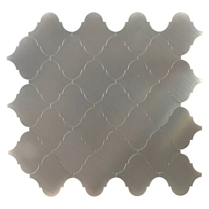 Selbstklebemosaik Florentiner SAM 4MMLAT - 29,6 x 28,7 cm, Silber, Glänzend - Metallmosaikfliesen im arabischen Stil. Das glänzende Mosaikmuster verleiht jedem Raum einen Hauch von Raffinesse und Eleganz.