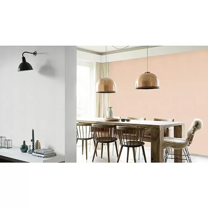 Rasch Wallton Vliestapete Glasfaser-Optik - Weiß, Uni, 10,05 x 0,53 m, Wabenstruktur, Matt - Modernes Esszimmer mit einer texturierten weißen Wand und einer glatten Pfirsichwand.