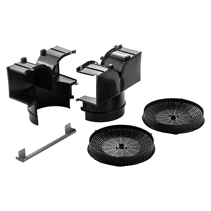 Elica Filtro de carbón activo de recirculación KIT0160286 - Plástico, Número de componentes: 5 ud., Específico para: campanas Kitty, Trama y Vivace de Turboair - Vista del producto de un juego de accesorios negro para campanas extractoras con filtros y elementos de montaje.