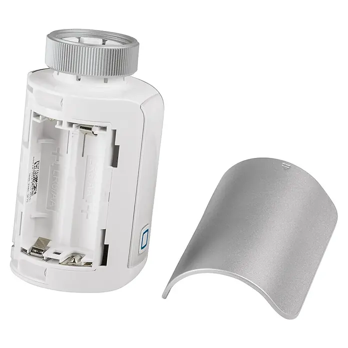 Homematic IP Heizkörper-Thermostat Evo HmIP-eTRV-E-S - Ventilanschluss: M30 x 1,5 mm, Batteriebetrieben, 94 x 53 x 55 mm, Silber - Nahaufnahme eines Heizkörperthermostats mit offenem Batteriefach und silberner Abdeckung.