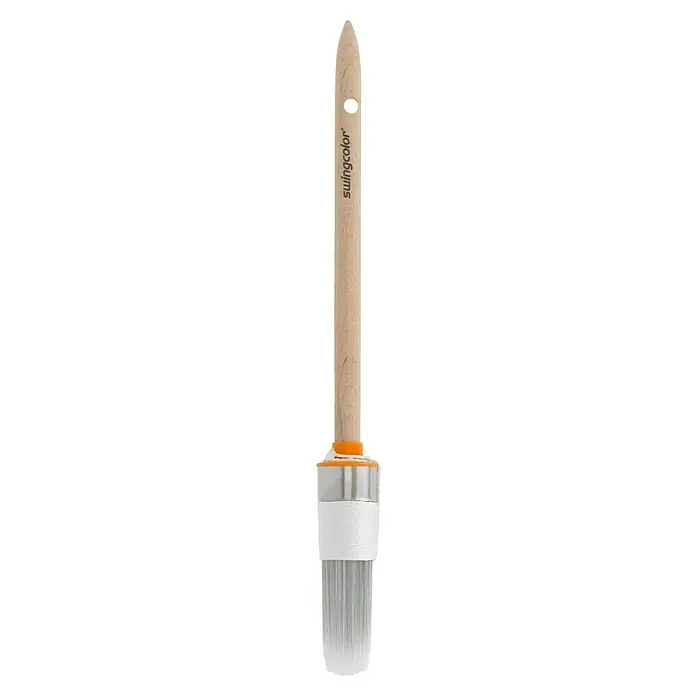swingcolor Ringpinsel - Größe Pinsel: 4, Mischborsten - Nahaufnahme eines "swingcolor" Malpinsels, der durch seinen Holzgriff und die weißen Borsten besticht, ideal für präzise Farbaufträge.