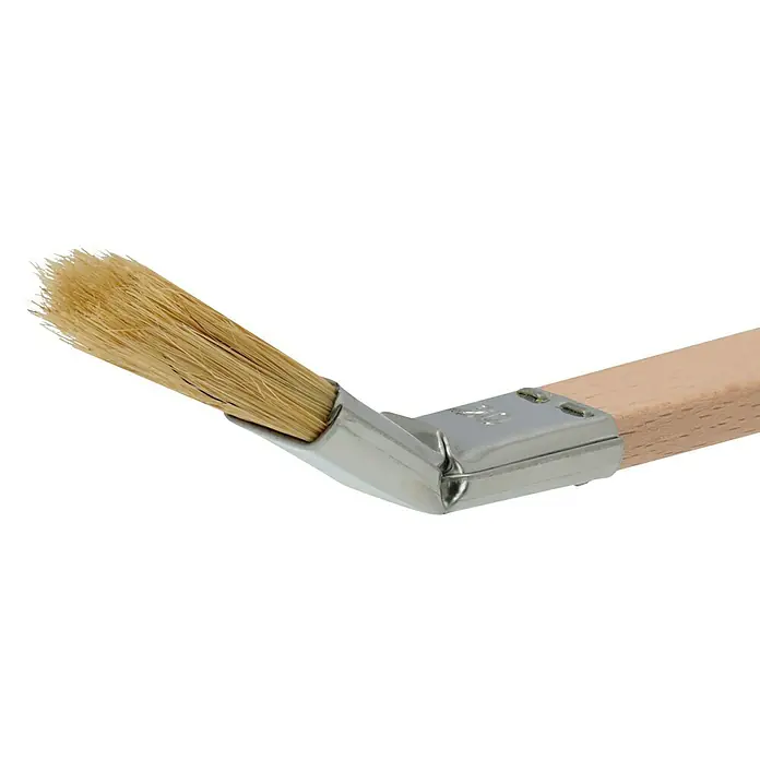 Profi Depot by Storch-Ciret Plattpinsel - Breite Borsten: 20 mm, Gebogen, Holz, Beige - Detailaufnahme eines Heizkörperpinsels mit Holzgriff und abgewinkelten Borsten für schwer zugängliche Stellen. Ideal für präzise Malerarbeiten.