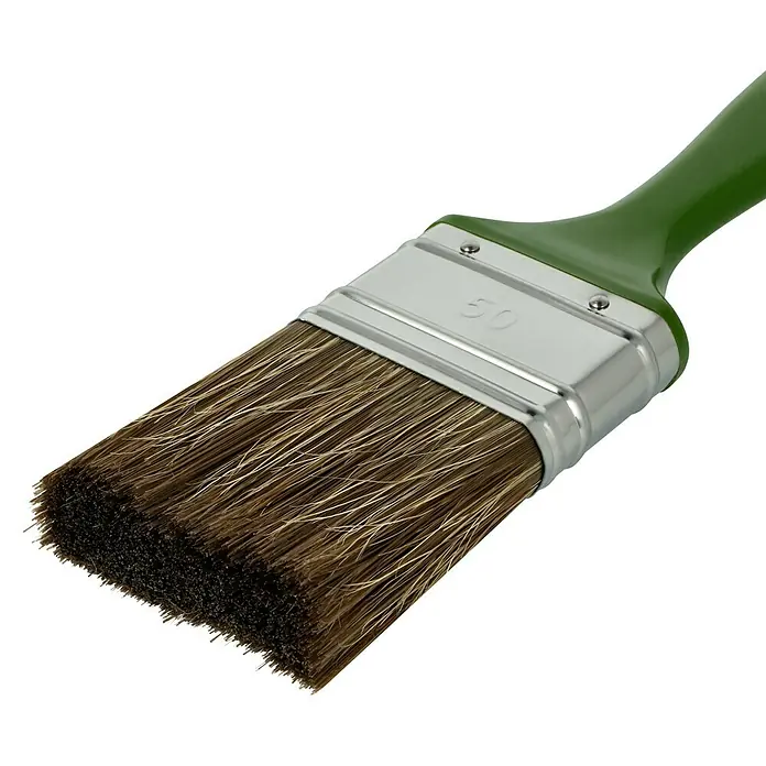 Lasur-Flachpinsel - Breite Borsten: 50 mm, Naturborsten-Mix, Kunststoff - Detailaufnahme eines 50-mm-Flachpinsels mit grüner Griff und braunen Borsten, ideal für präzise Anstriche.