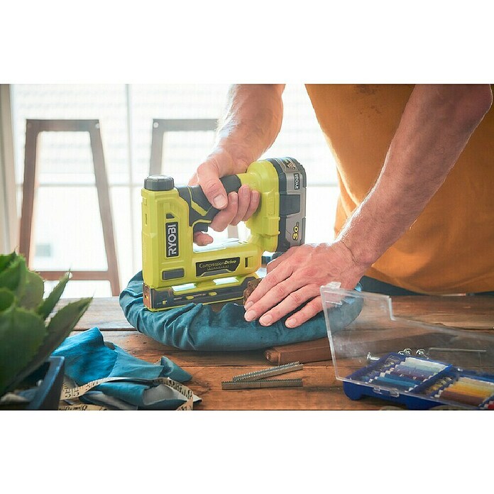 Ryobi ONE+ Accutacker (18 V, Li-ion, Aantal accu's: Excl. accu)