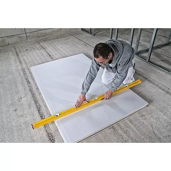 Stabila Wasserwaage Typ R-300 - Länge: 122 cm, Anzahl Libellen: 3 Stk. - Anwendungsbeispiel