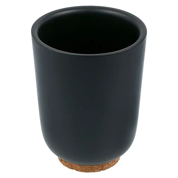 Venus Ivo Zahnputzbecher - Polyresin, Schwarz - Nahaufnahme eines stilvollen, schwarzen Stifthalters mit Korkboden vor einem neutralen Hintergrund. Perfekt für Büro oder Zuhause!