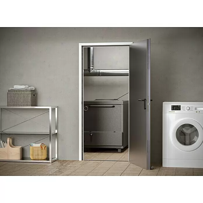 Padilla ZK-Element Classic Plus - 100 x 200 cm, DIN Anschlag: Rechts, Verzinkt - Moderner Hauswirtschaftsraum mit Waschmaschine, Regal und offener Tür zu einem Heizraum mit Kessel und Rohren.