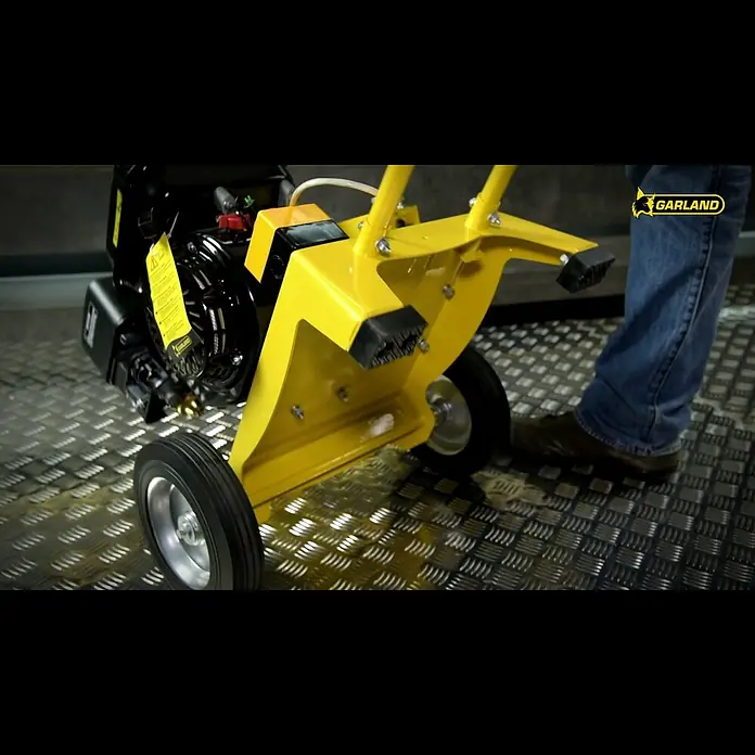 Garland Biotrituradora de gasolina 780 QG-V17 - Grosor de rama máx.: 6 cm, 4,3 kW, Cilindrada: 212 cm³ - Garland Chipper 780QG-V17 I MONTAJE