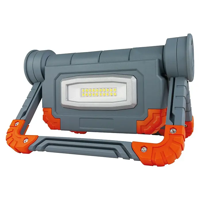 REV LED-Akkustrahler Flex-Power - 1.000 lm, Lichtfarbe: Tageslichtweiß, IP20 - Das Bild zeigt einen grauen LED-Baustrahler mit orangefarbenen Akzenten und einem robusten Design. Der Strahler ist ideal für den Einsatz auf Baustellen.