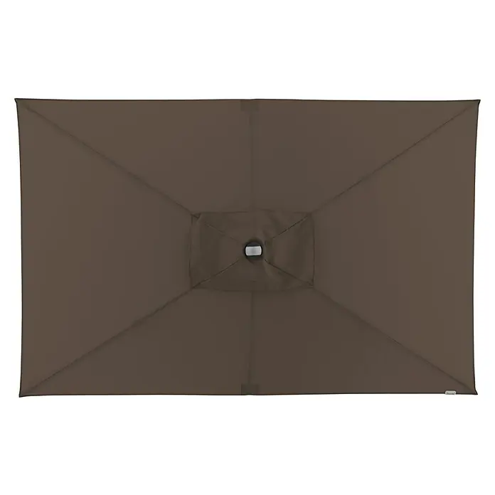 Doppler Expert Marktschirm Auto Tilt - Greige, Bespannungsmaß (L x B): 140 x 220 cm - Nahaufnahme eines quadratischen, braunen Sonnenschirms mit einem mittigen Loch und geradlinigen Nähten, die die Paneele abgrenzen.