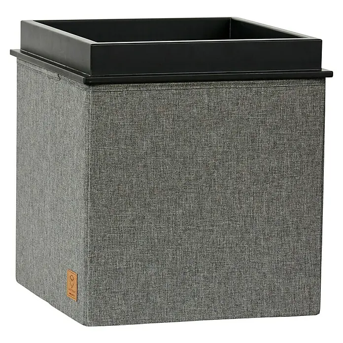 Store It Premium Sitzhocker - L x B x H: 37 x 37 x 41 cm, Grau - Ein grauer, stoffbezogener quadratischer Behälter mit einem schwarzen Rahmen. Ideal zur Aufbewahrung und Organisation im Wohnbereich.