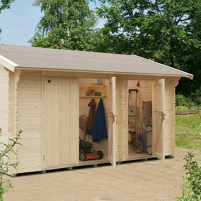 Kiehnholz Gartenhaus Lahja - Außenmaß inkl. Dachüberstand (B x T): 353 x 340 cm, Holz, Natur - Abbildung eines Holzgartenhauses mit geöffneten Türen, das verschiedene Gartengeräte und Werkzeuge beherbergt.