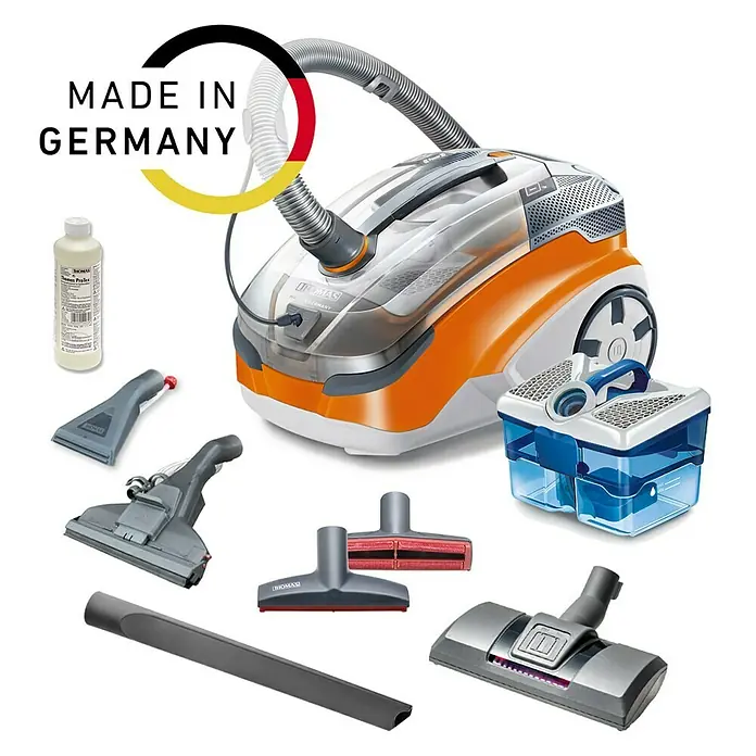 Thomas Waschsauger Aqua+ Pet & Family - 1.600 W, Behältervolumen: 1,8 l - Das Bild zeigt einen THOMAS-Staubsauger mit Zubehör, der in Deutschland hergestellt wurde.