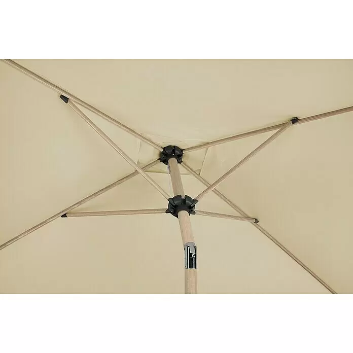 Schneider Classic Marktschirm Cordoba - Natur, Bespannungsmaß (L x B): 230 x 150 cm - Ansicht von unten auf einen cremefarbenen Sonnenschirm mit Holzstreben, schwarzen Kunststoffnaben und silberner Kurbelmechanik.