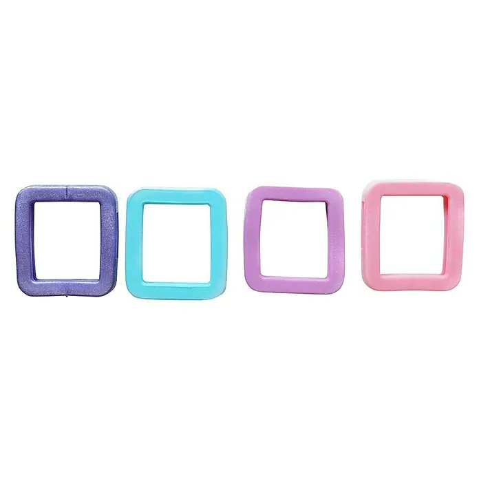 Reiher Schlüsselkennring eckig - 4 Stk., L x B x H: 5 x 27 x 25 mm - Vier farbige quadratische Schnallen, von Lila bis Rosa, für Bastelarbeiten oder zur individuellen Gestaltung von Accessoires.