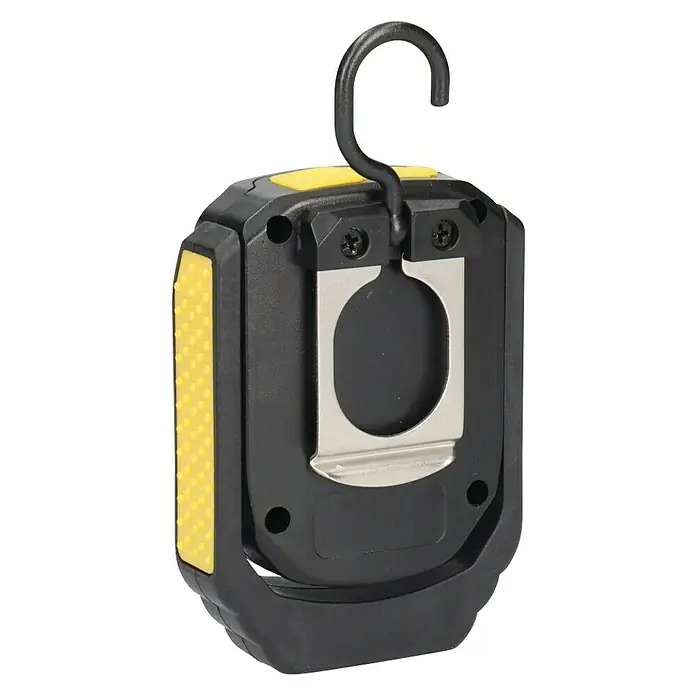 Linterna compacta recargable - 3,5 x 7 x 10 cm, 250 lm - 900 lm, IP44 - La parte posterior de una lámpara de trabajo con gancho y clip para cinturón, ideal para profesionales y aficionados al bricolaje, sobre fondo negro.