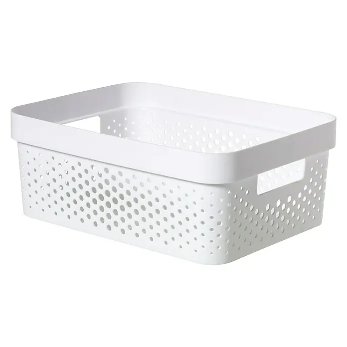 Curver Aufbewahrungsbox Infinity - L x B x H: 35,6 x 26,6 x 13,6 cm, Kunststoff, Weiß - Ein weißer, rechteckiger Aufbewahrungskorb mit Löchern und Griffen. Ideal für die Organisation verschiedener Gegenstände im Haushalt.