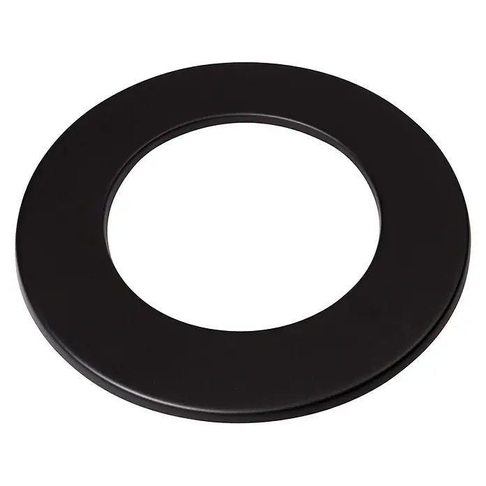 Ofenrohrrosette - Durchmesser: 180 mm, Senotherm lackiert, Schwarz - Nahaufnahme einer schwarzen, runden Abdeckplatte. Ideal für die stilvolle Abdeckung von Löchern oder unansehnlichen Stellen.
