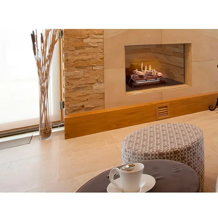 Purline Bloque de combustión Lara 45 - L x An x Al: 32 x 44 x 11 cm, Marrón - Salón contemporáneo con una chimenea elegante y una taza de café en la mesa, creando un ambiente acogedor.