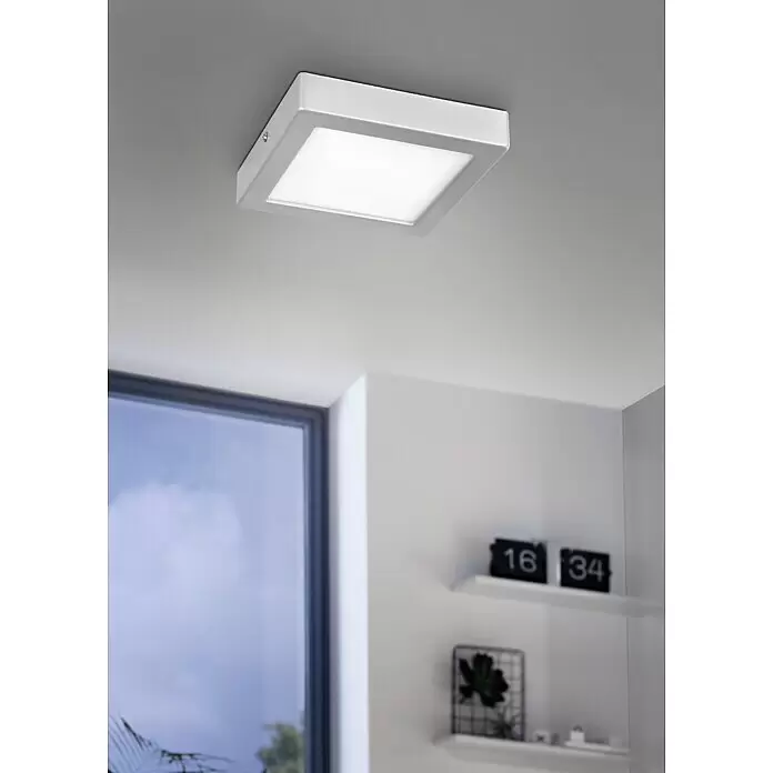 Eglo LED-Deckenleuchte Idun - 9,5 W, L x B x H: 3 x 17 x 17 cm, Silber, Neutralweiß - Stimmungsaufnahme