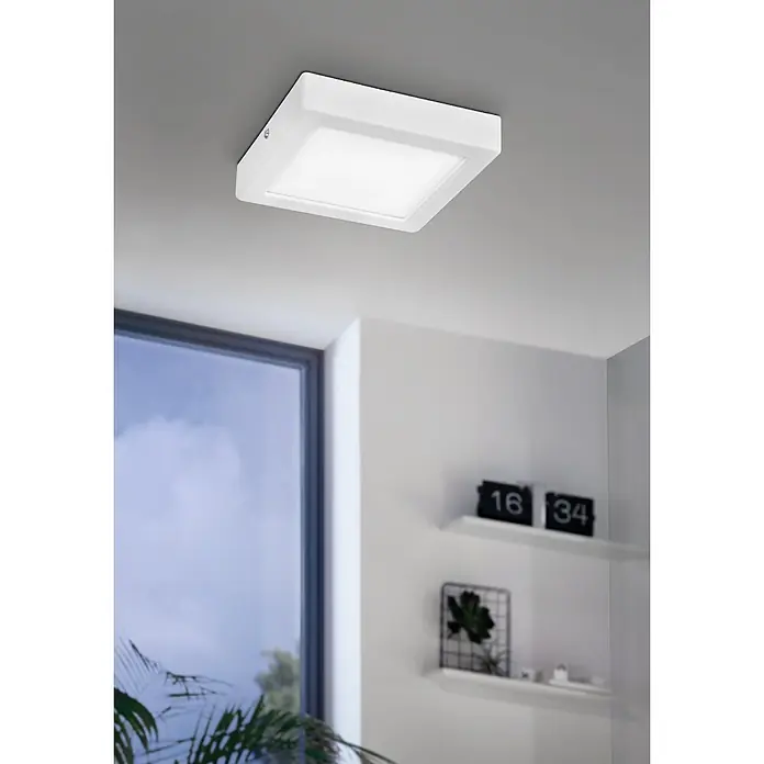 Eglo LED-Deckenleuchte Idun - 9,5 W, L x B x H: 3 x 17 x 17 cm, Weiß, Neutralweiß - Weiße quadratische LED-Deckenleuchte für eine helle und moderne Beleuchtung im Raum. Ideal für Flur, Bad oder Küche.