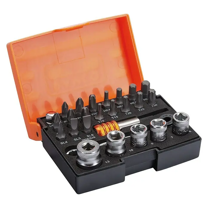 Bahco Bit-Box - Gesamtumfang: 26 -tlg., Material: Stahl - Ein Werkzeugset mit Schraubendreher-Bits und Steckschlüsseln in einer orangefarbenen Aufbewahrungsbox, ideal für Reparaturen und Heimwerkerarbeiten.