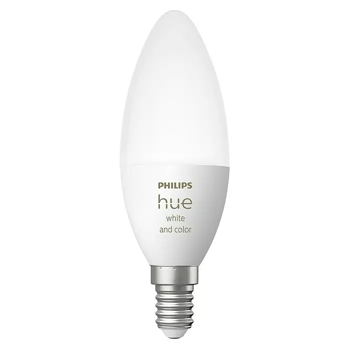 Philips Hue Bombilla LED inteligente Vela - E14, Intensidad regulable, RGBW, 470 lm, 5,3 W - Primer plano de una bombilla de vela Philips Hue White and Color E14, que ofrece iluminación inteligente e iluminación colorida para su hogar.