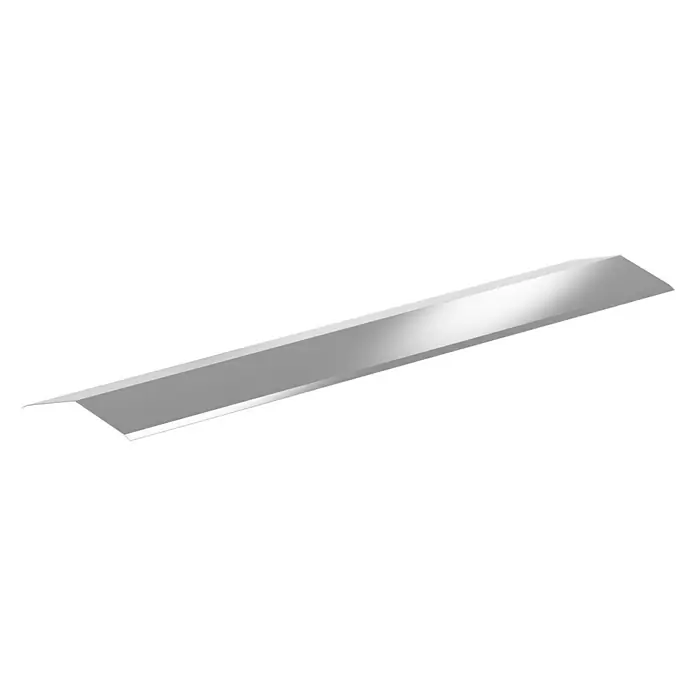 Sarei Piccolo Firstblech - Zuschnittbreite: 200 mm, Länge: 2.000 mm, Aluminium, Natur - Die Abbildung zeigt ein Glänzendes, silberfarbenes Kantteil, das für den Einsatz in Bauprojekten geeignet ist, um Kanten vor Beschädigungen zu schützen.