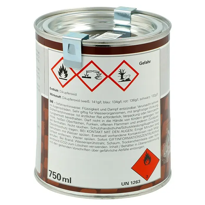 F18 Hartantifouling - Schwarz, 750 ml - Dose mit Dikupferoxid, Gefahrstoffkennzeichen, 750 ml, UN 1263.
