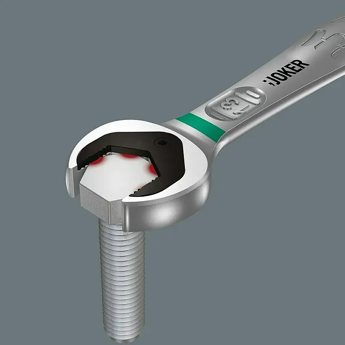 Wera Ringmaulschlüssel-Satz Joker - Schlüsselweite: 8 mm - 19 mm, 11 -tlg. - Nahaufnahme eines Joker Maulschlüssels von Wera, der eine Schraube greift, mit Fokus auf die innovative Werkzeugkonstruktion.