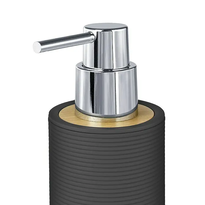Dispensador de jabón Laos - L x An x Al: 6 x 6 x 20 cm, Plástico, Negro - El elegante dispensador de jabón negro con elemento de madera y bomba cromada es un centro de atención en el baño y ofrece funcionalidad con estilo.