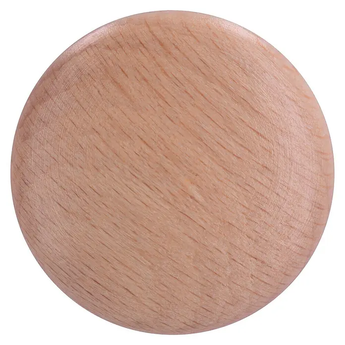 Siro Möbelknopf - Typ Möbelgriff: Knopf, Ø x H: 35 x 27 mm, Holz, Lackiert, Buche - Nahaufnahme eines runden Holzknopfes mit einer glatten Oberfläche und sichtbarer Maserung. Perfekt für Bastelprojekte oder als dekoratives Element.