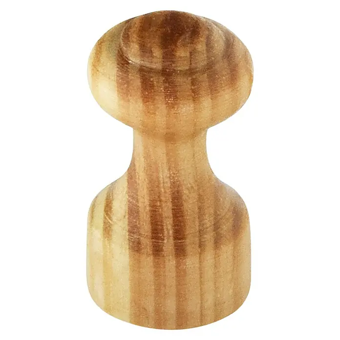 Siro Garderobenhaken - Ø x H: 15 x 29 mm, Braun, Holz - Holzdübel mit einer abgerundeten Oberseite und einer zylindrischen Basis, zeigt die natürliche Holzmaserung.