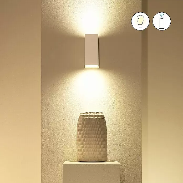 Philips Wiz LED-Außenwandleuchte Up & Down - 5 W, L x B x H: 9,2 x 6,8 x 15 cm, Weiß, RGBW - Stimmungsaufnahme