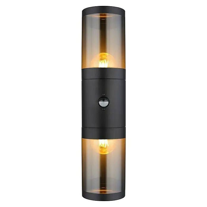 Globo Xeloo Sensor-Außenleuchte - 60 W, L x B x H: 10,2 x 10,2 x 42 cm, Schwarz, IP44, Bewegungsmelder - Moderne Außenwandleuchte in Schwarz mit Bewegungsmelder. Die Leuchte hat zwei klare Gläser und sorgt für eine angenehme Beleuchtung im Außenbereich.