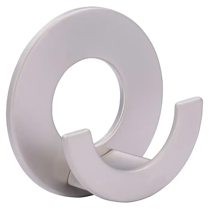 Siro Garderobenhaken - Ø x H: 60 x 26 mm, Nickel, Stahl - Eleganter, silberfarbener Kleiderhaken mit runder Basis zur stilvollen Aufbewahrung von Kleidung und Accessoires.