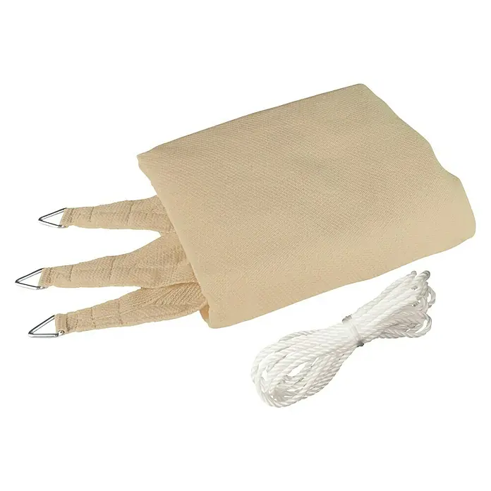 Windhager Sonnensegel Capri - L x B: 4 x 4 m, Champagner, Dreieckig - Bild einer beigefarbenen Sonnensegelplane mit weißen Seilen. Ideal für den Sonnenschutz im Garten oder auf der Terrasse.