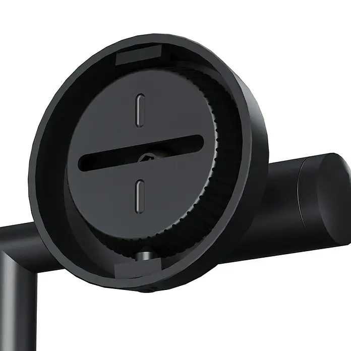 BAUHAUS Toilettenpapierhalter Black - Ohne Deckel, Stahl, Pulverbeschichtet - Nahaufnahme einer schwarzen, runden Armatur mit verstellbarer Scheibe und gerändeltem Rand.