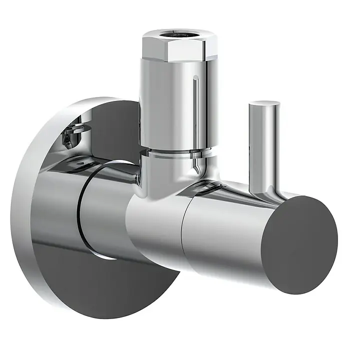 Bäderwelt Eckventil Kos - ½″, Durchmesser: 10 mm, Chrom - Nahaufnahme eines verchromten Eckventils mit Betätigungshebel und Wandbefestigungsrosette auf schwarzem Hintergrund.