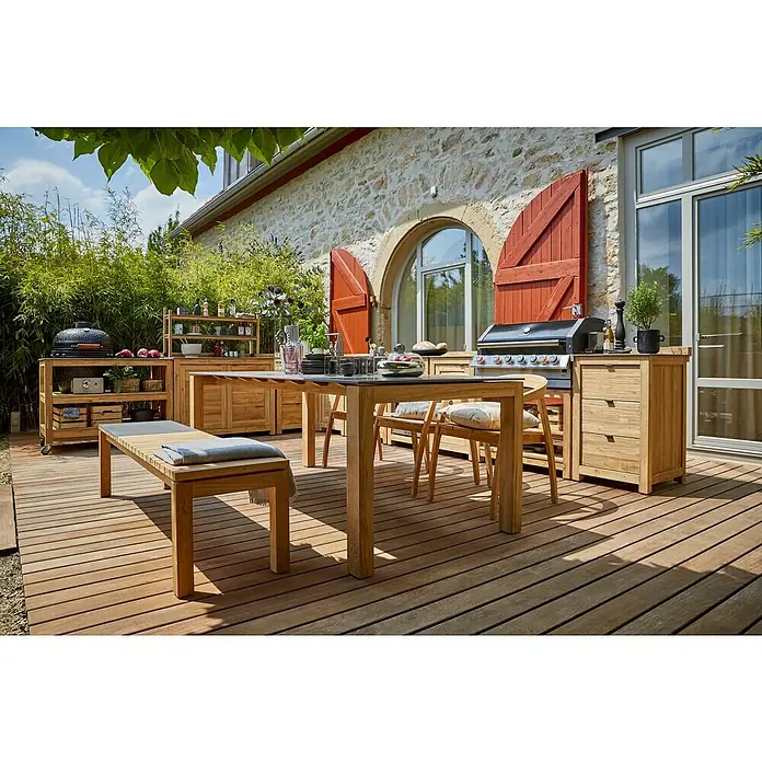 Sunfun Zoe Gartenbank - B x T x H: 180 x 45 x 45 cm, Teak/Keramik, Naturfarben - Einladender Außenbereich mit stilvollen Gartenmöbeln aus Holz, darunter Esstisch, Stühle, Bank und Grillstation.