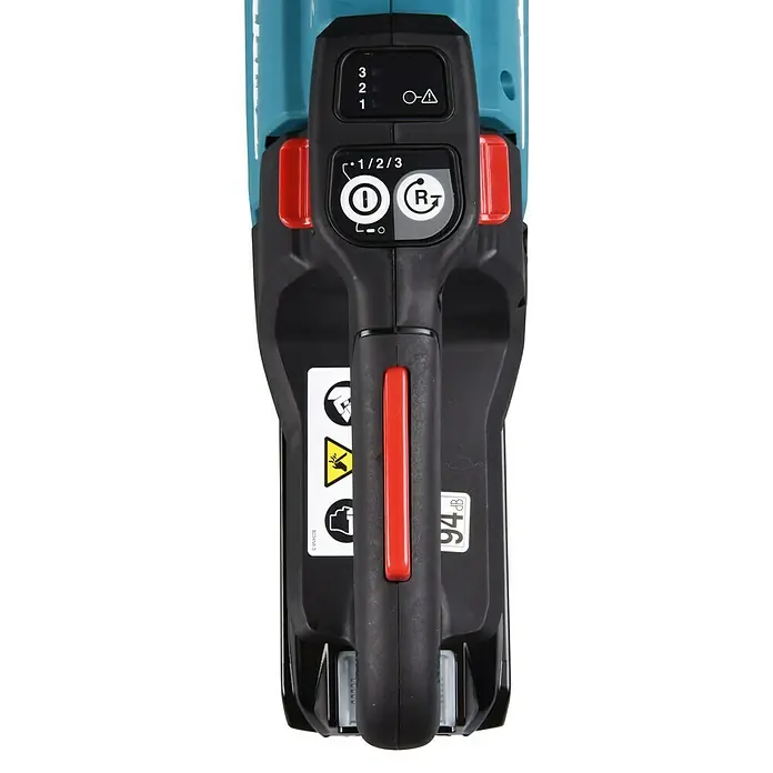 Makita XGT 40V max. Akku-Heckenschere UH007GD201 - 40 V, Li-Ionen, 2 Akkus, Schnittlänge: 75 cm - Nahaufnahme einer Makita Akku-Heckenschere mit Bedienelementen für Geschwindigkeit und Richtung. Ergonomischer Griff für komfortable Handhabung.